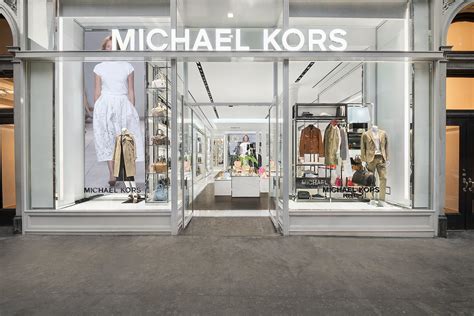 michael kors full price retail location|michael kors showroom near me.